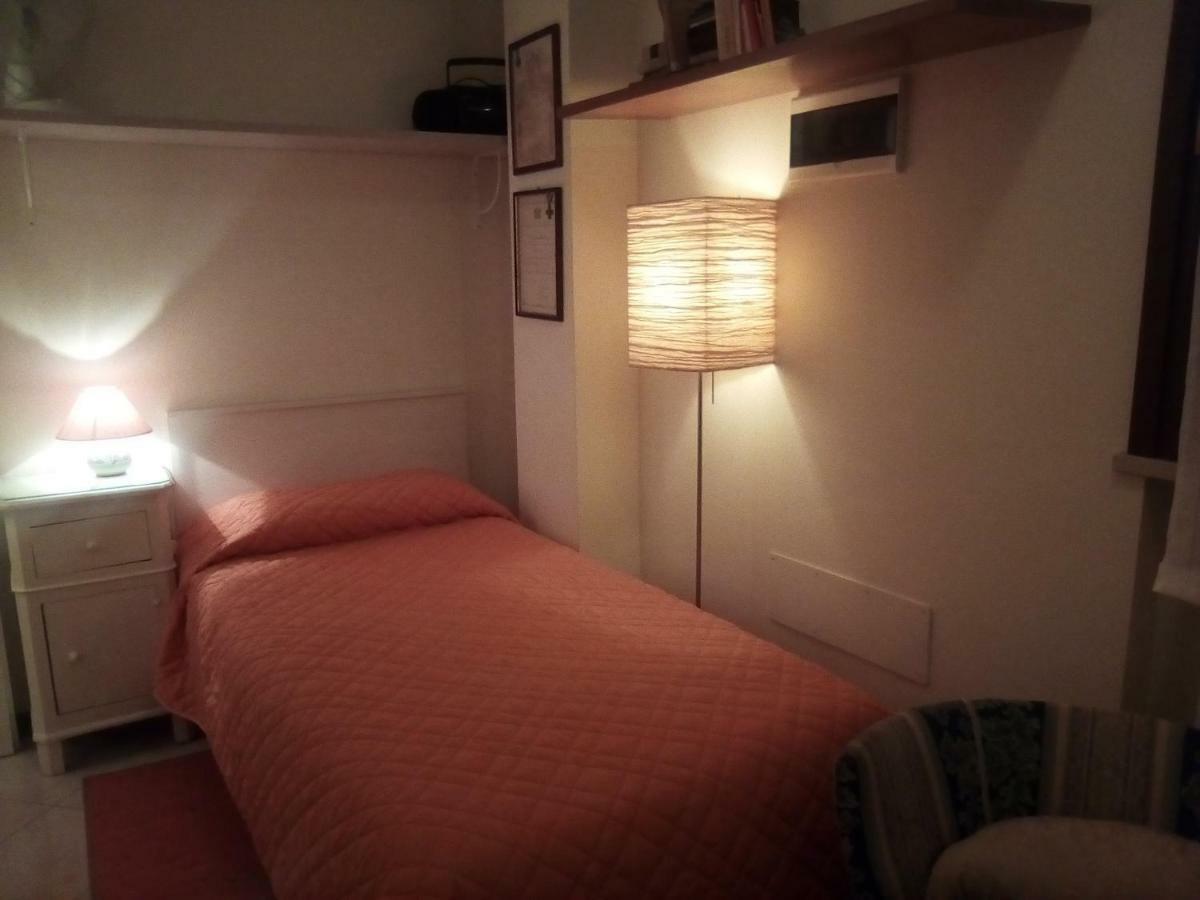 B&B Zia Lelly Fano Extérieur photo