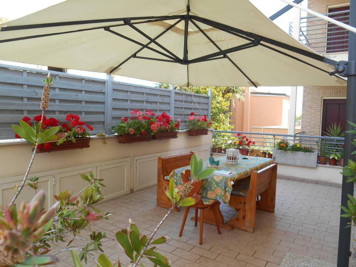 B&B Zia Lelly Fano Extérieur photo